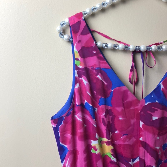 The Limited Floral Maxi Dress - Picture 6 of 7